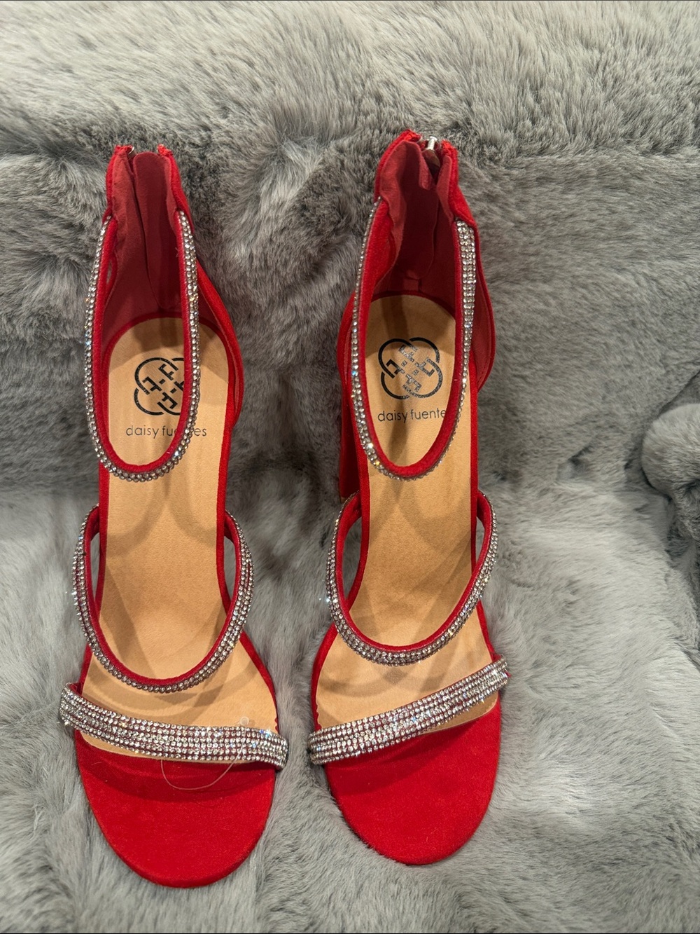 Daisy Fuentes Red Rhinestone Ankle Strap Block Heel Sandals Size 7.5